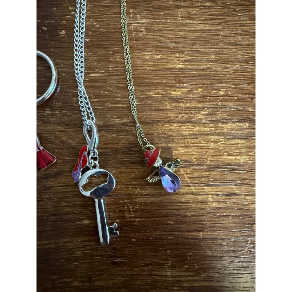 Red Hat Society Jewelry & Accessories Lot Pins Necklaces Keychains Earrings Go R - Picture 4 of 6